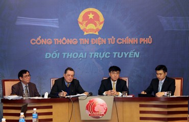 越南政府网举行关于1992年宪法修正草案意见征集在线座谈会 - ảnh 1