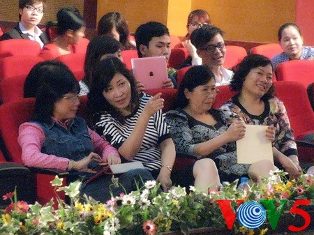 本台举行青年歌唱比赛，纪念胡志明共青团成立82周年 - ảnh 6
