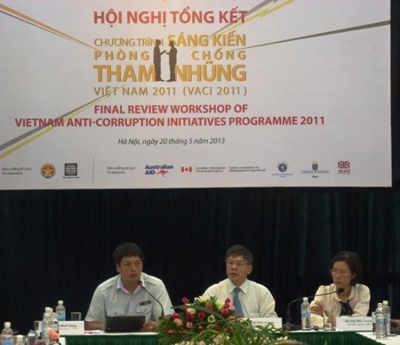 2011年越南反腐倡议计划总结会议在河内举行 - ảnh 1