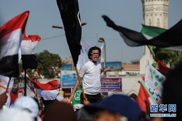 埃及数十万民众游行声援总统穆尔西 - ảnh 1