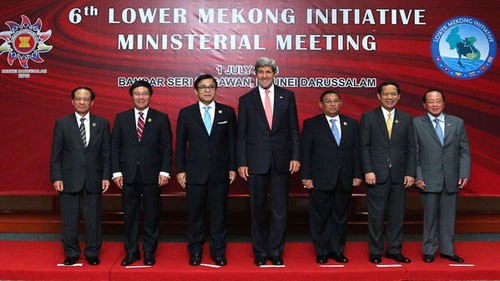 越南代表团出席湄公河下游国家与美国外长会议 - ảnh 1