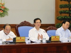 越南政府集中完善各项法律草案 - ảnh 1