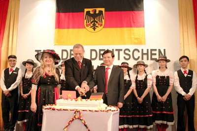 德国国庆23周年庆祝仪式在越南举行 - ảnh 1