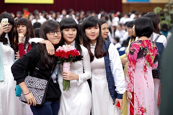 长沙岛县和全国各地纷纷举行11.20越南教师节庆祝活动 - ảnh 10