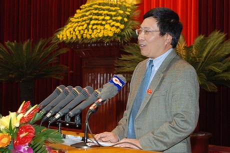 越南政府副总理范平明与广宁省选民进行接触 - ảnh 1