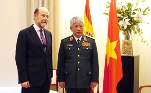 越南-西班牙加强国防合作 - ảnh 1