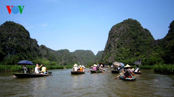 下龙湾——越南绿色、可持续的旅游景点 - ảnh 1