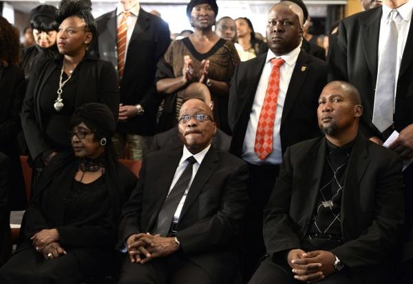 南非人民和国际友人出席已故南非前总统曼德拉追悼会 - ảnh 1
