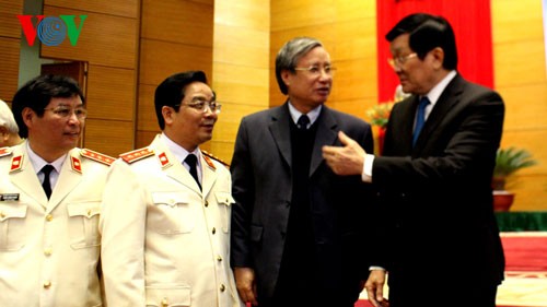2014年越南检察部门集中履行好行使公诉权职责 - ảnh 1
