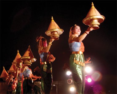 喜迎高棉族传统新年 - ảnh 1