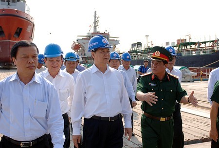 阮晋勇总理：有效发挥潜力，克服不足，促进岘港快速和可持续发展 - ảnh 1