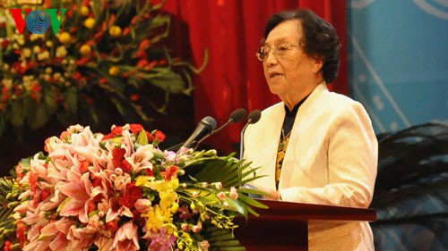 越南原国家副主席阮氏苹：独立自由和主权对每个民族都是神圣的 - ảnh 1