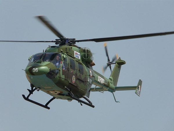 印度一架直升机坠毁，导致7人死亡 - ảnh 1