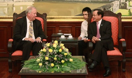 美国国务院高级顾问托马斯•香农访问越南 - ảnh 1