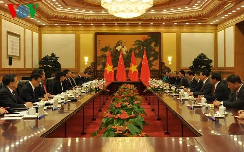 越南国家主席张晋创出席APEC北京会议欢迎晚宴 - ảnh 1