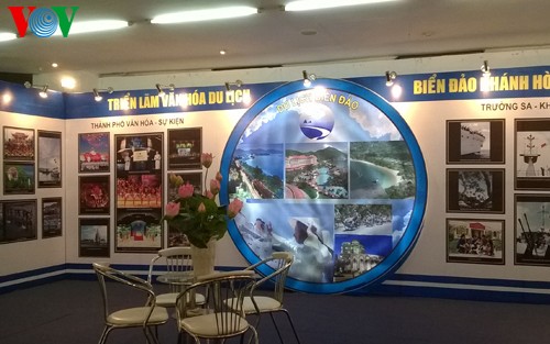 2014年河内——越南海洋海岛旅游文化周开幕 - ảnh 1