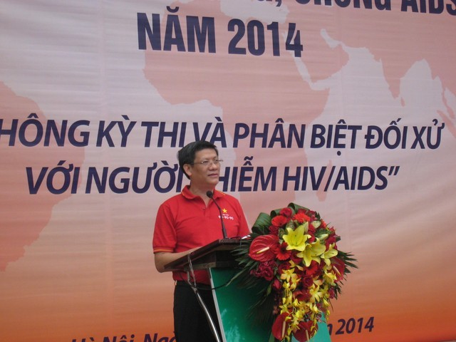 越南各地举行集会响应2014年艾滋病防控国家行动月 - ảnh 1