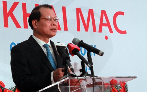 武文宁副总理出席2014年越南国际建筑材料、设备、技术和矿业展 - ảnh 1