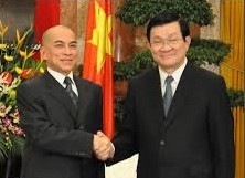 越南与柬埔寨发展全面友好合作关系 - ảnh 2