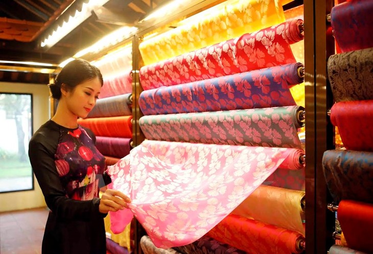 越南-东盟丝绸文化日在会安市举行 - ảnh 1