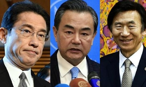 韩中日举行三方外交部长会议 - ảnh 1
