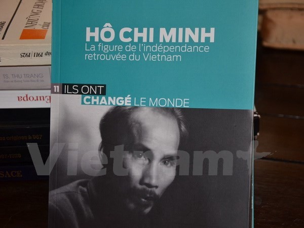 法国《世界报》出版关于胡志明主席的书 - ảnh 1