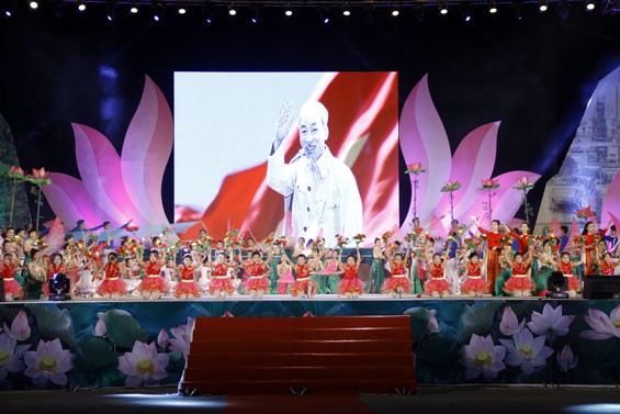 胡志明主席诞辰125周年纪念活动在太原省举行 - ảnh 1