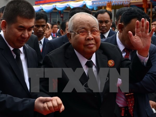 越南党政领导人就柬埔寨参议院议长谢辛逝世向柬领导人致慰问电 - ảnh 1