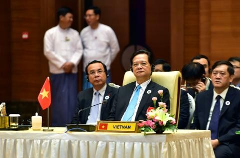 越南政府总理阮晋勇出席越南对缅甸投资系列活动 - ảnh 1