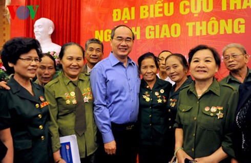 在新形势下发挥越南老青年突击队员的传统 - ảnh 1