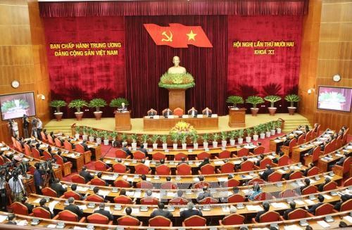 越南共产党第十一届中央委员会第十二次全体会议开幕 - ảnh 1
