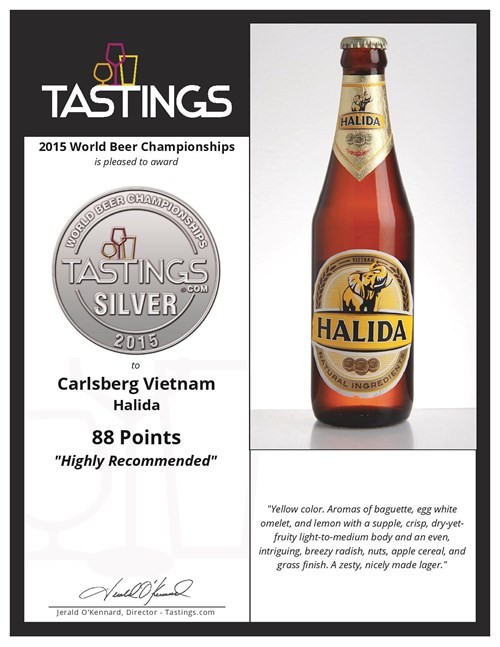 越南哈利达啤酒夺得2015年世界啤酒锦标赛银牌 - ảnh 1