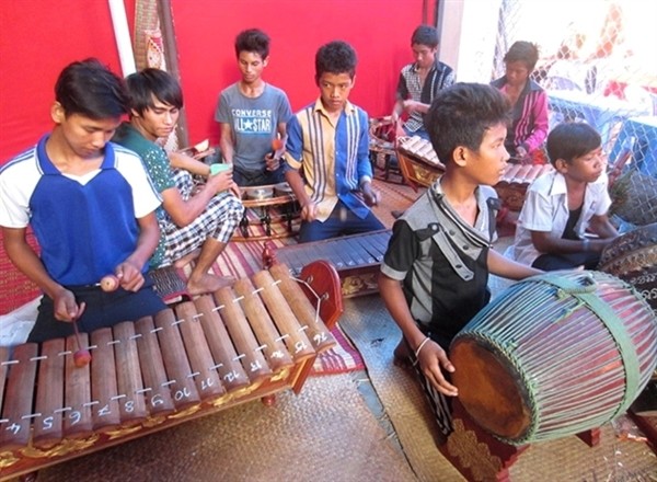 南方高棉族的文化价值之一——五音音乐 - ảnh 2