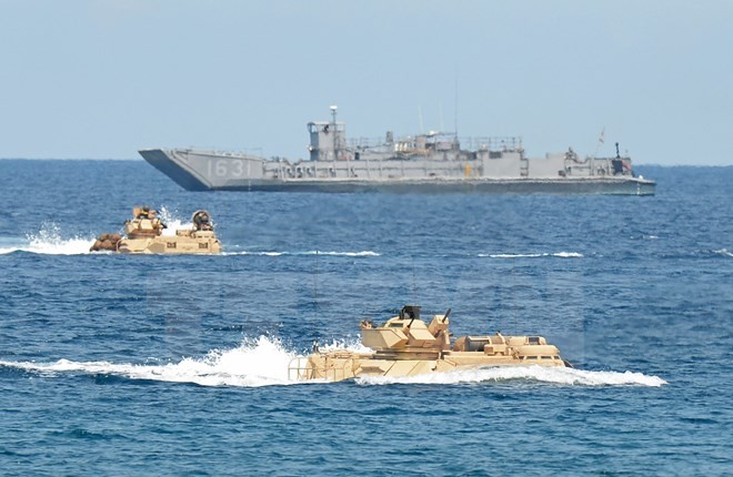 美国、印度和日本将在菲律宾北部海域举行海军联合军演 - ảnh 1