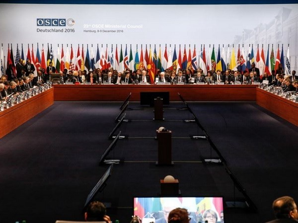 欧安组织外长会议讨论欧洲安全与合作问题 - ảnh 1