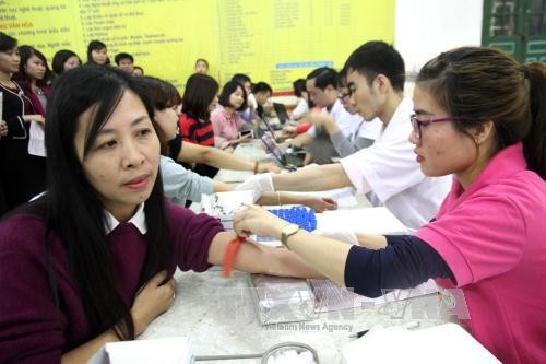 富寿省在春天献血节期间采集到近1000单位血液 - ảnh 1