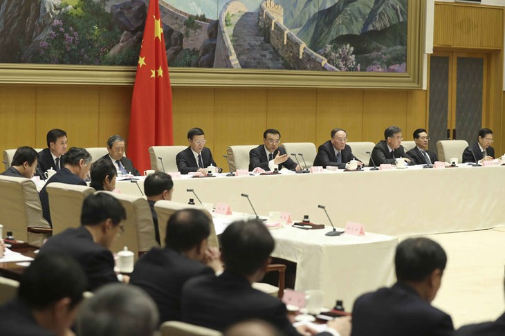 中国国务院总理要求加大反腐力度 - ảnh 1