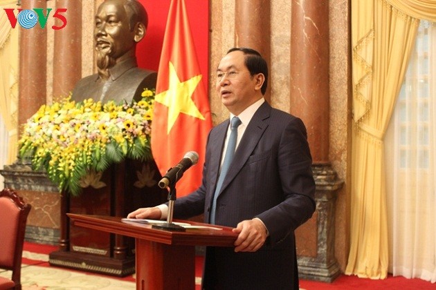 越南国家主席陈大光接受俄罗斯和白俄罗斯媒体专访 - ảnh 1