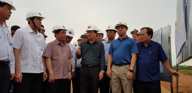 郑庭勇副总理：九龙江平原地区要准备好应对洪灾的各种方案 - ảnh 1
