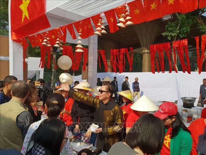 越南参加2018年各国驻印外交使团国际博览会 - ảnh 1