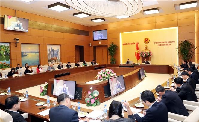 越南国会主席阮氏金银与国家石油集团领导人举行工作会议 - ảnh 1