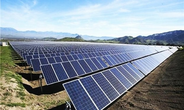 中部最大的太阳能发电站落成典礼在富安省举行 - ảnh 1