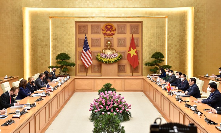 美国副总统哈里斯：美国支持一个强大、独立、繁荣的越南 - ảnh 1