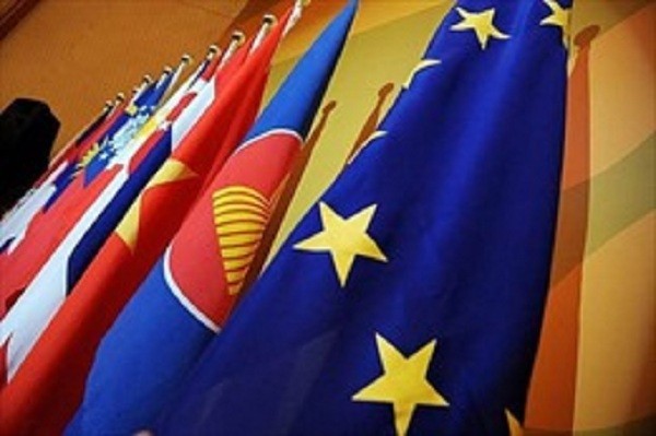 欧盟和东盟举行峰会以发展供应链 - ảnh 1