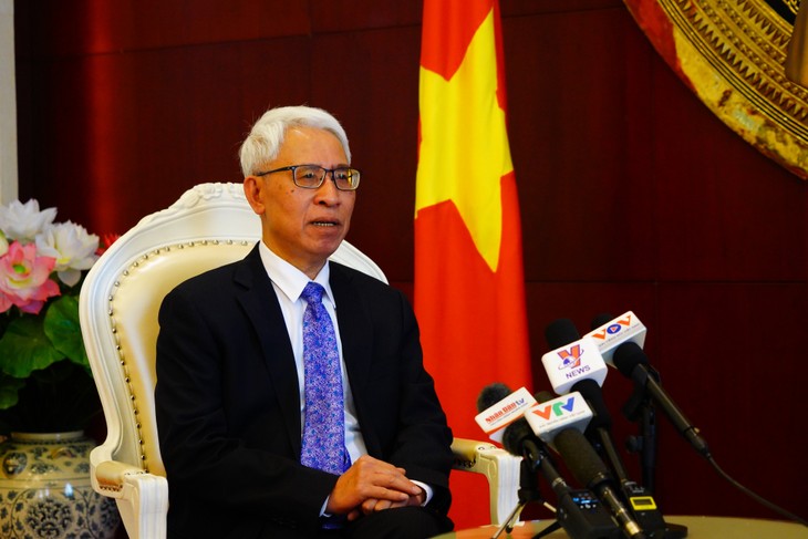 越共中央总书记阮富仲对中国的访问对深化越中两国关系具有重要意义 - ảnh 1