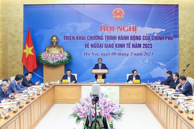 越南政府举行落实2023年经济外交行动计划的会议 - ảnh 1