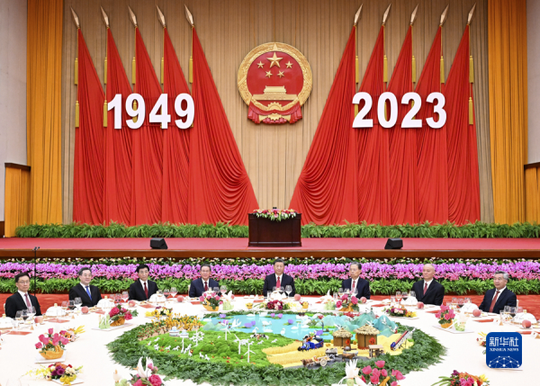 中国国家主席习近平要求克服挑战，实现2023年经济目标 - ảnh 1