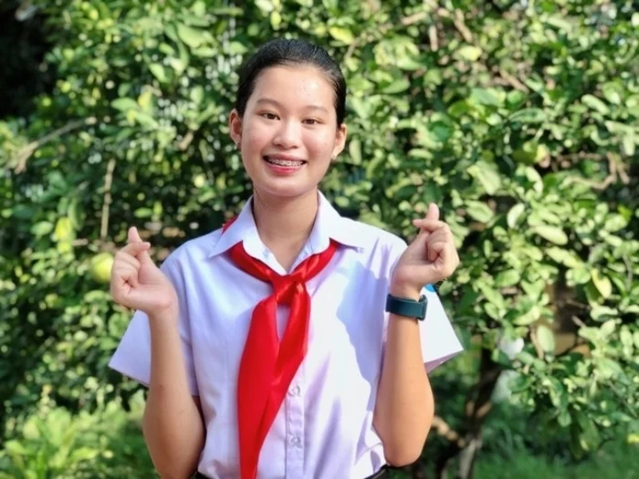 唯一获得2023年越南优秀青年提名的中学生邓莎仙 - ảnh 1