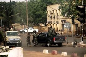 Mali menghadapi bahaya menjadi titik panas baru di Afrika Barat - ảnh 4