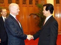 PM Nguyen Tan Dung menerima Menlu Inggeris - ảnh 1